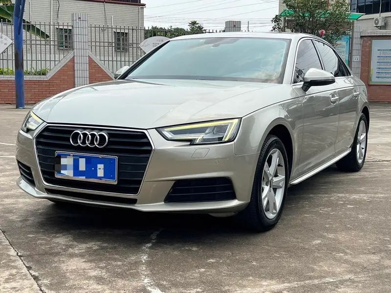 Audi A4L, 2017