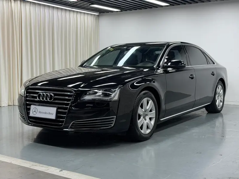 Audi A8, 2013