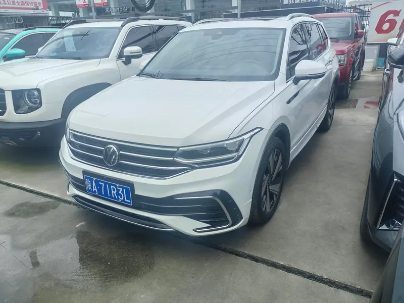 Volkswagen Tiguan L, 2023