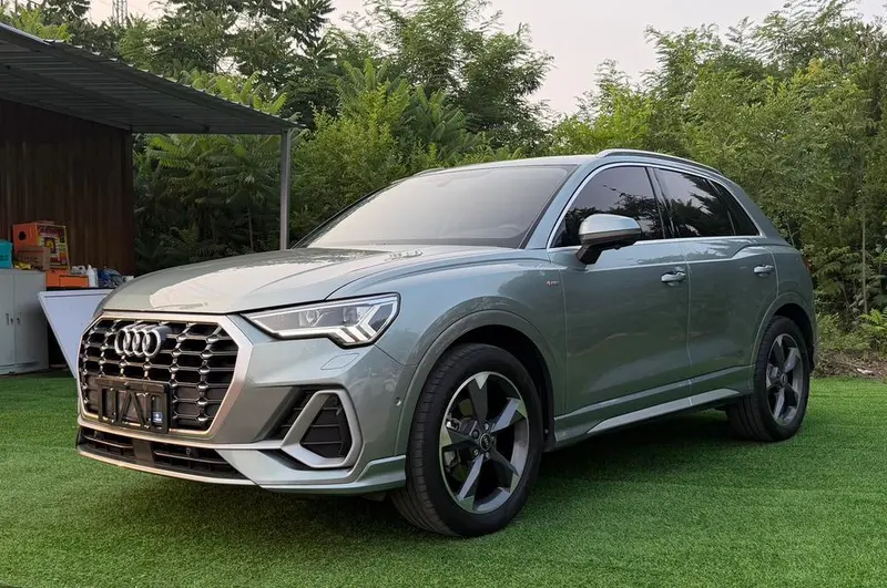 Audi Q3, 2022