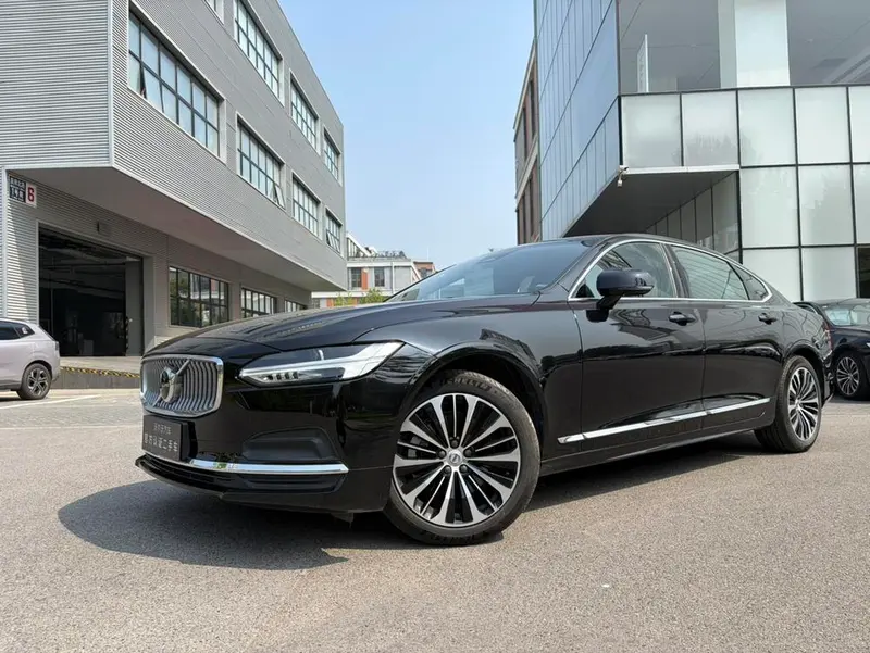 Volvo S90, 2025