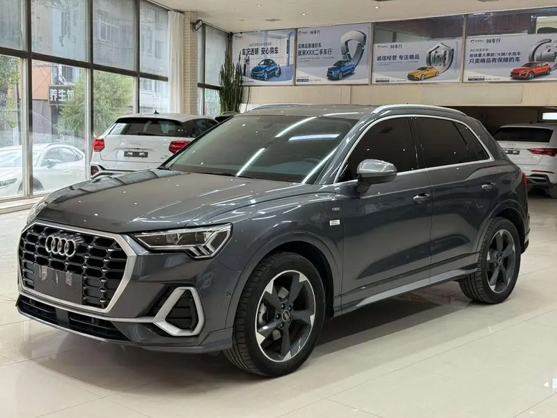 Audi Q3, 2023
