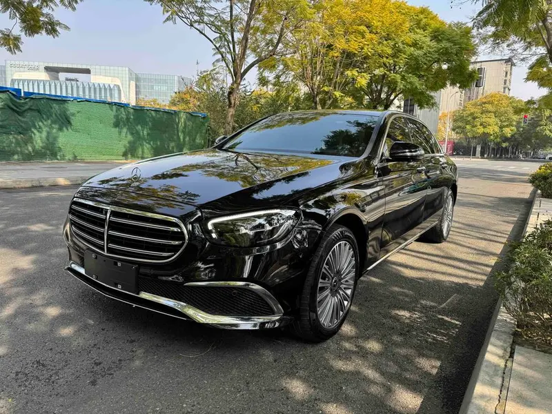 Mercedes-Benz E-Class, 2022