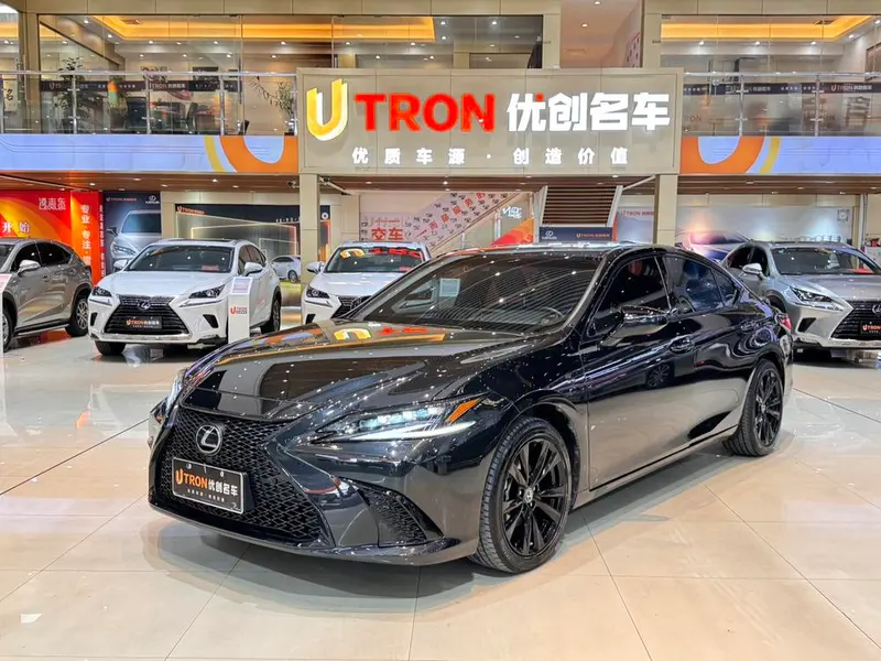 Lexus ES, 2025