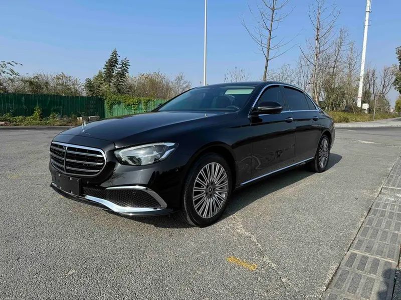 Mercedes-Benz E-Class, 2022