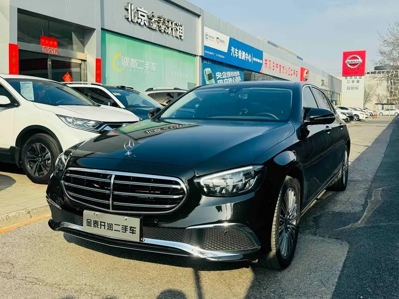 Mercedes-Benz E-Class, 2022
