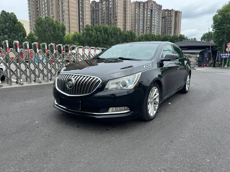 Buick LaCrosse, 2013