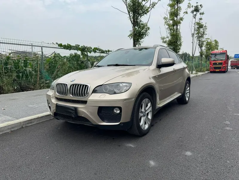 BMW X6, 2012