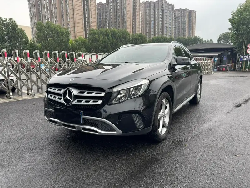 Mercedes-Benz GLA, 2017