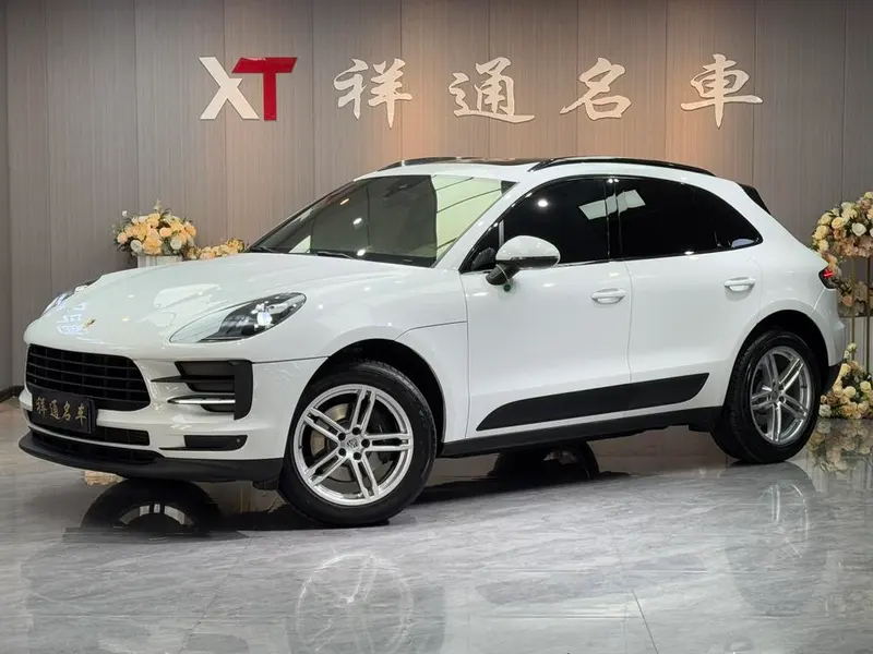 Porsche Macan, 2021