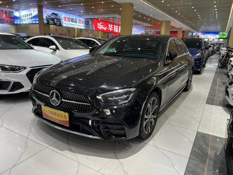 Mercedes-Benz E-Class, 2022