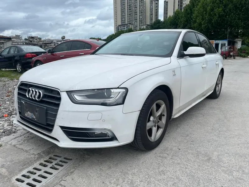 Audi A4L, 2015