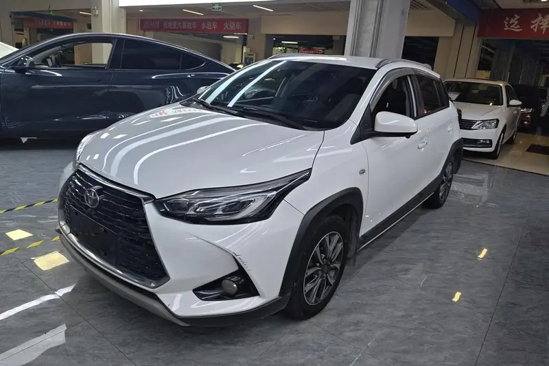 Toyota Yaris L, 2022