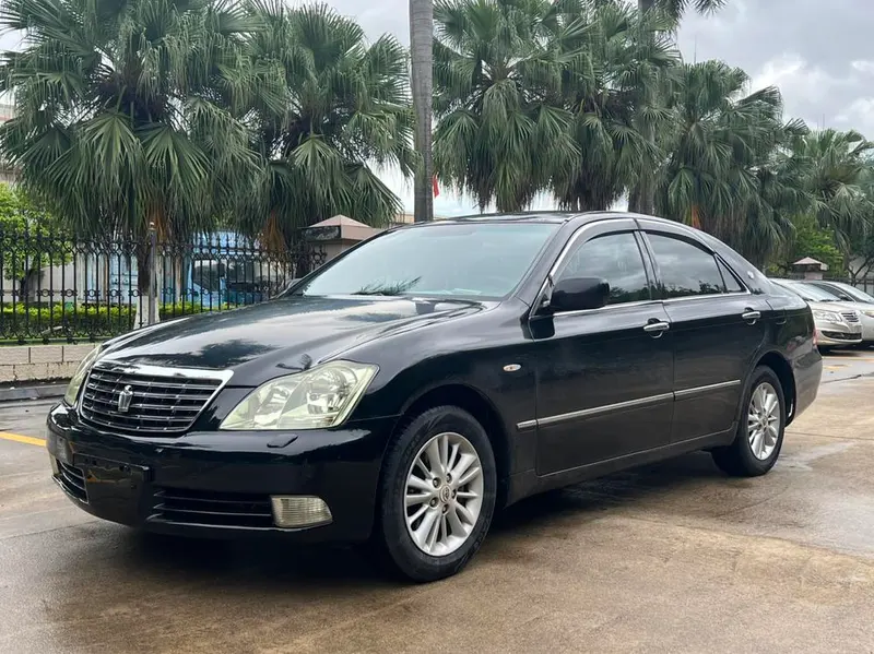Toyota Crown, 2007
