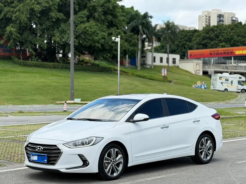 Hyundai Elantra Lingdong, 2018