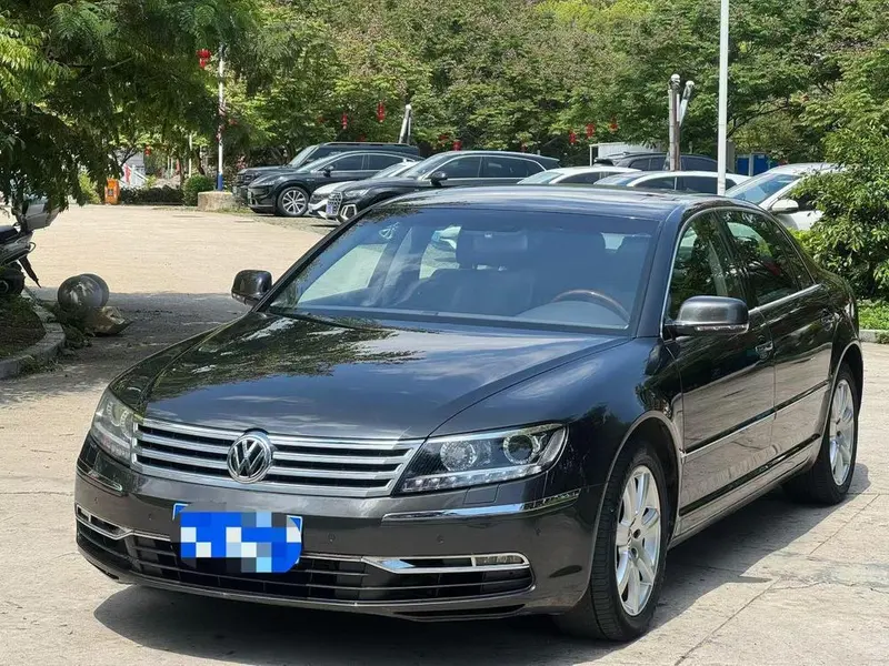 Volkswagen Phaeton, 2012