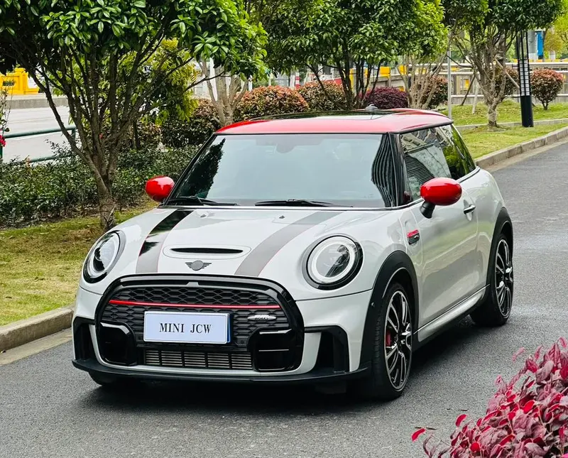 MINI JCW, 2023