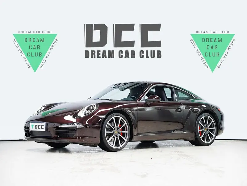 Porsche 911, 2015