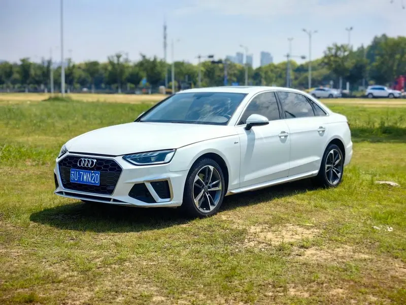 Audi A4L, 2020