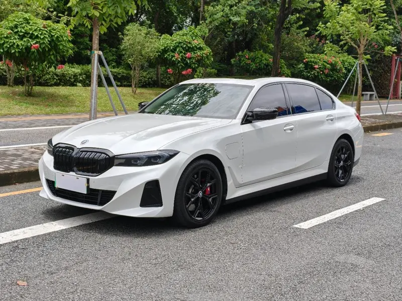 BMW i3, 2023