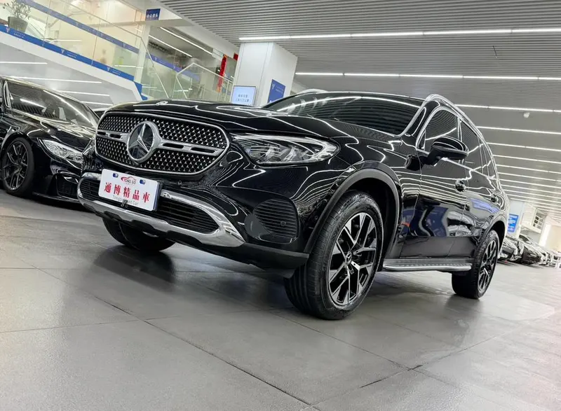 Mercedes-Benz GLC, 2023
