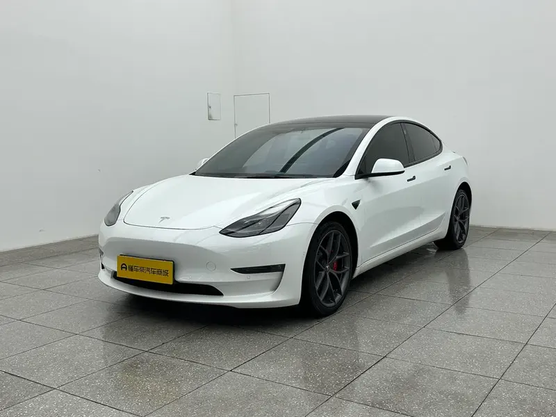 Tesla Model 3, 2021