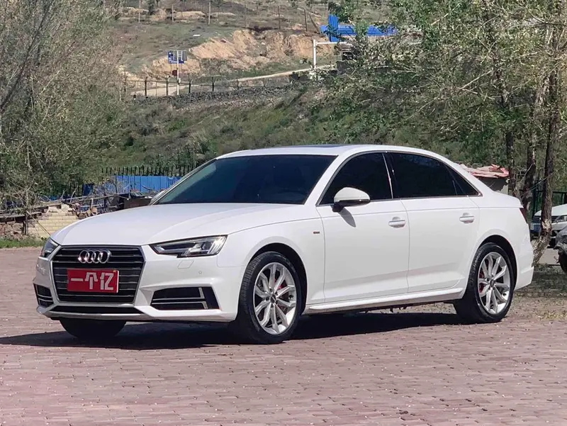 Audi A4L, 2018
