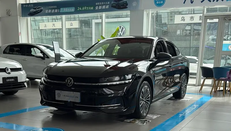 Volkswagen Magotan, 2026