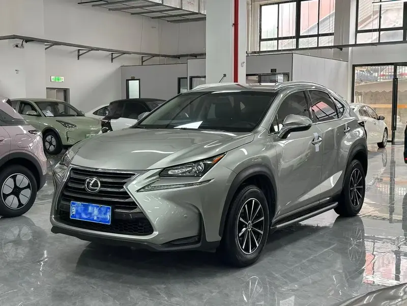 Lexus NX, 2015
