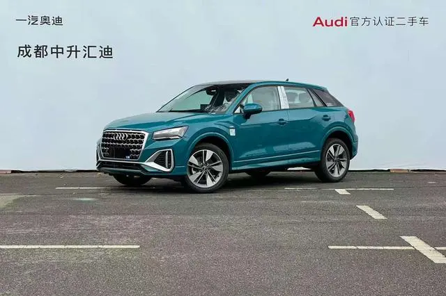Audi Q2L, 2025