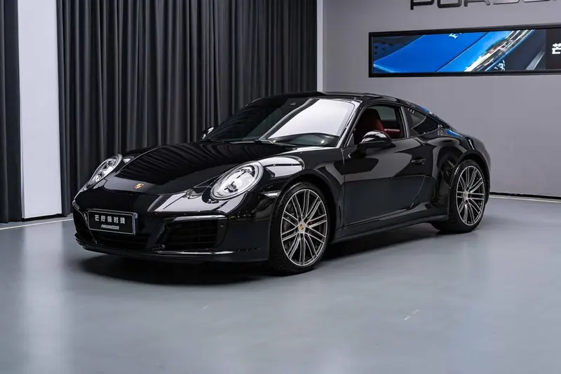 Porsche 911, 2016