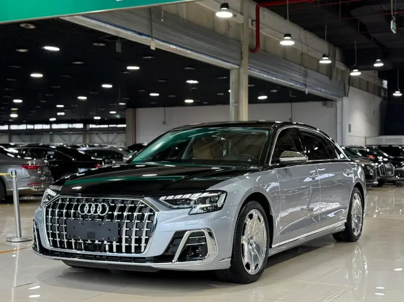Audi A8, 2022