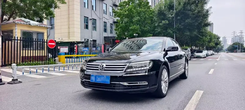Volkswagen Phaeton, 2011