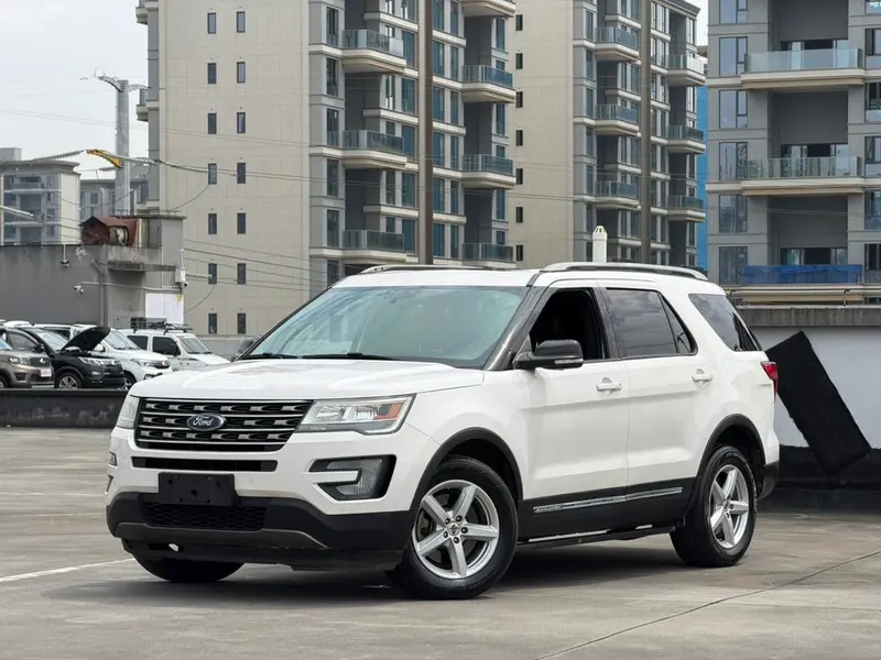 Ford Explorer (Import), 2018