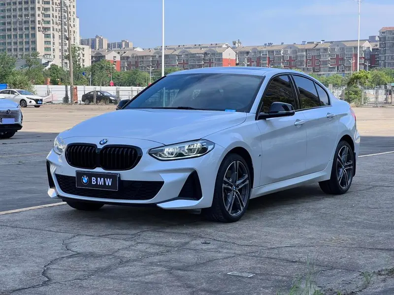 BMW 1-Series, 2021