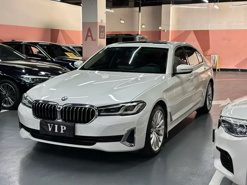 BMW 5-Series, 2021