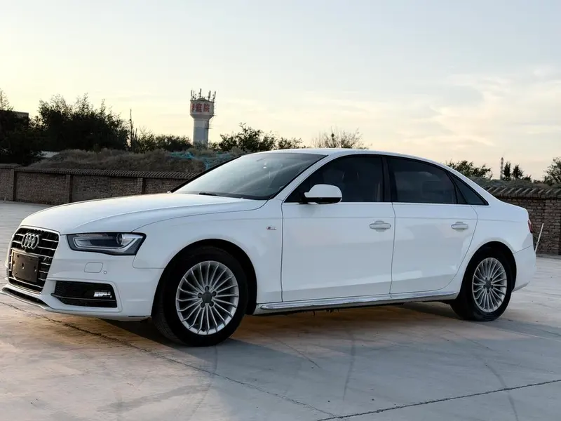 Audi A4L, 2016