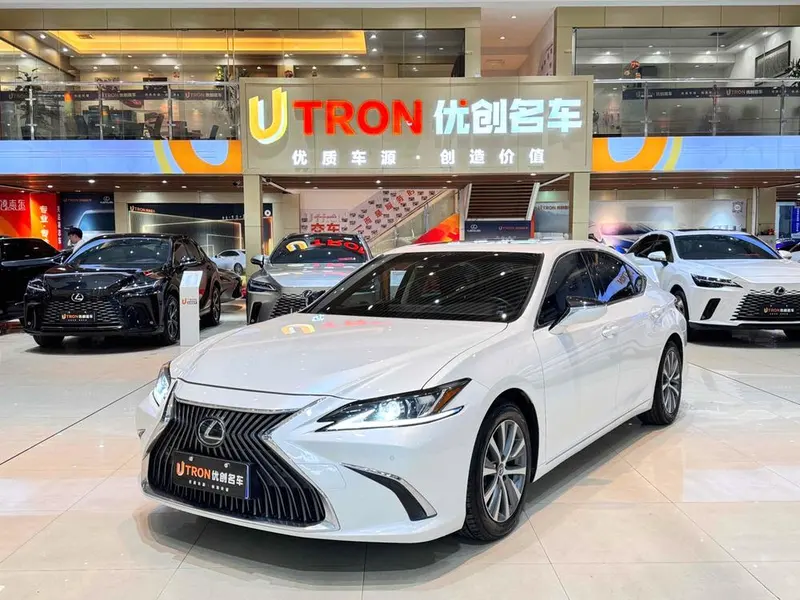 Lexus ES, 2018