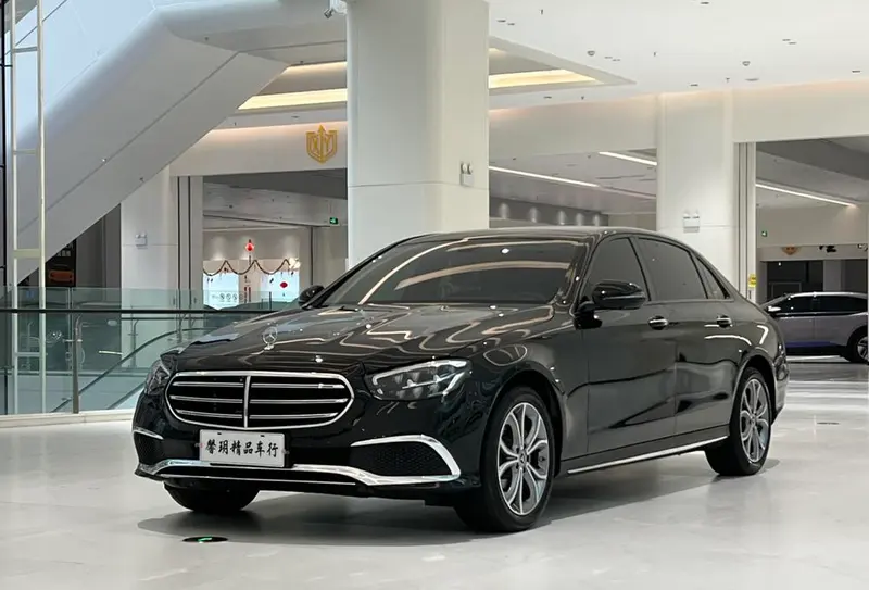 Mercedes-Benz E-Class, 2022