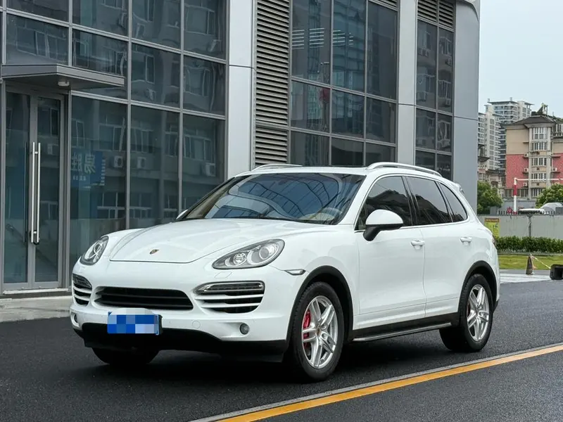 Porsche Cayenne, 2011