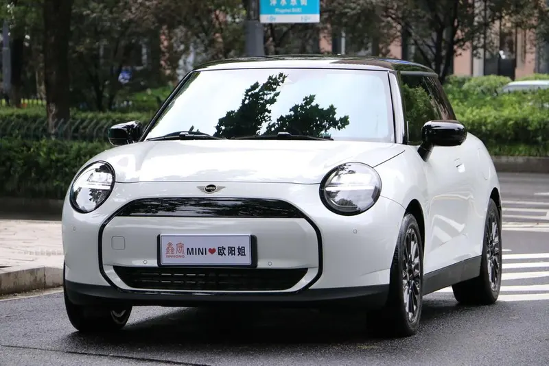 MINI Cooper Electric, 2026