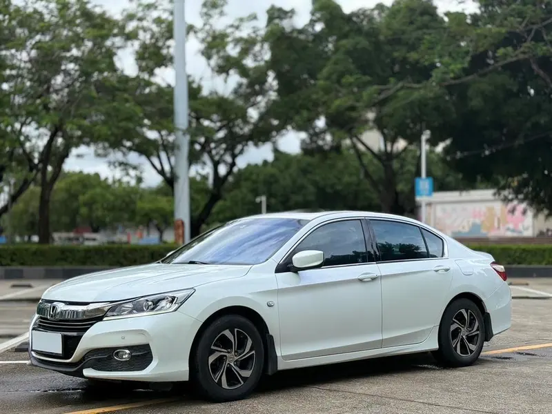 Honda Accord, 2016