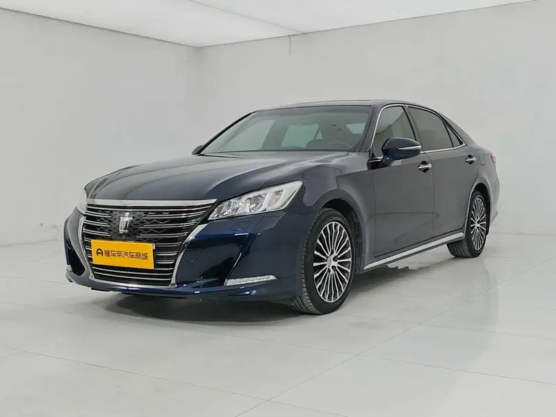 Toyota Crown, 2018