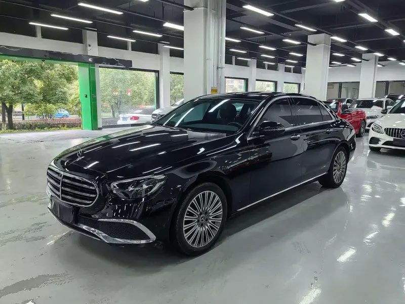 Mercedes-Benz E-Class, 2022