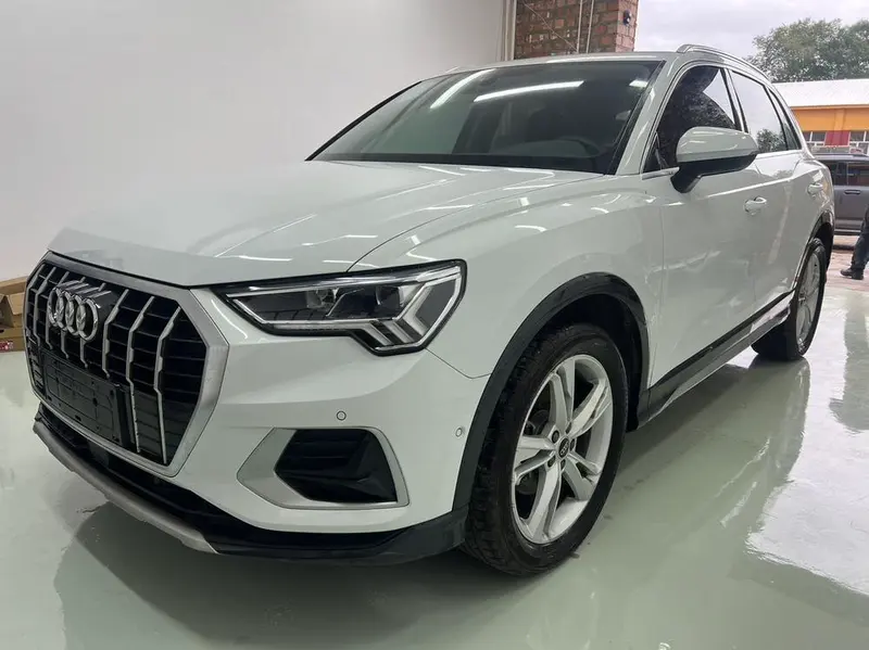 Audi Q3, 2023