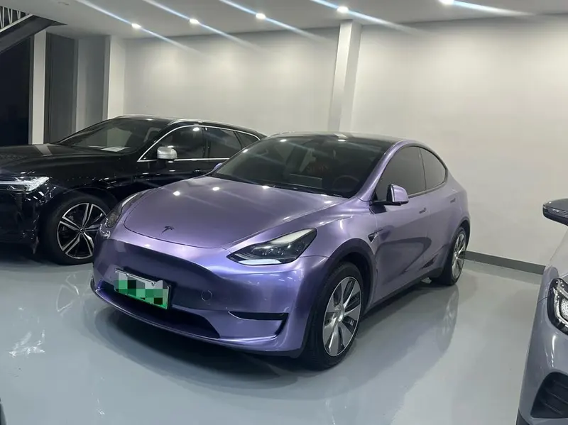 Tesla Model Y, 2022