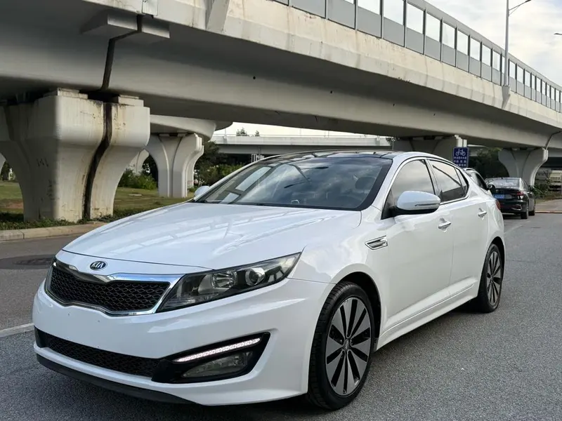 Kia K5, 2012