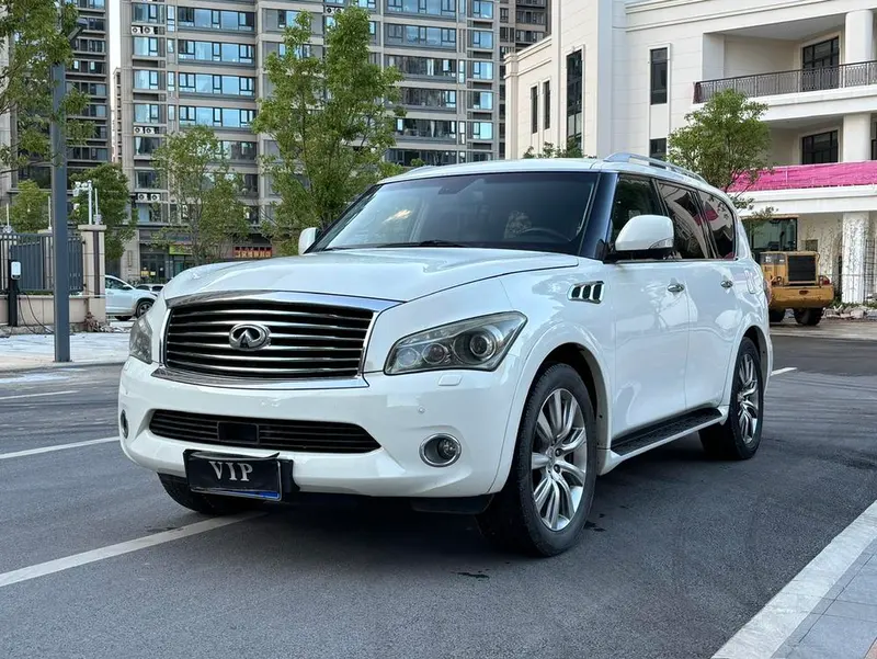 Infiniti QX80, 2013