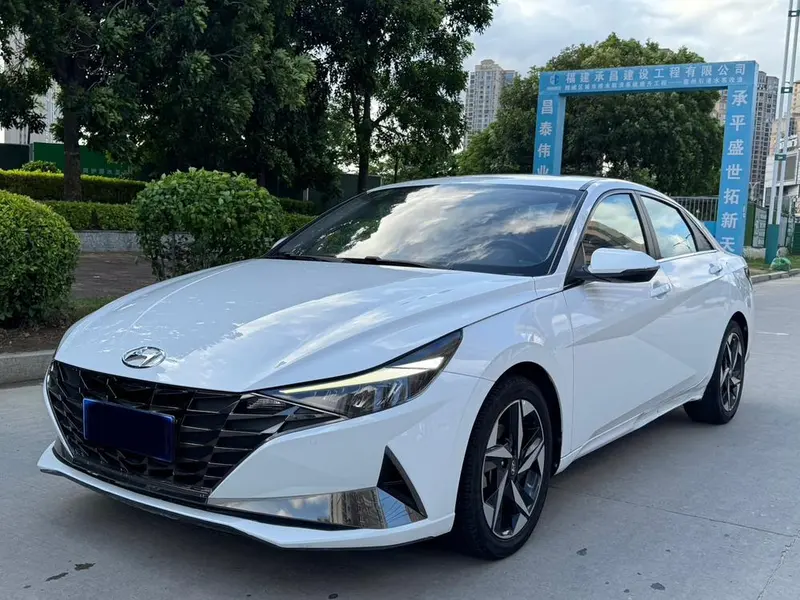 Hyundai Elantra, 2021