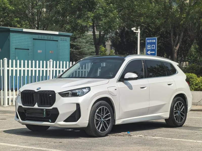 BMW iX1, 2024